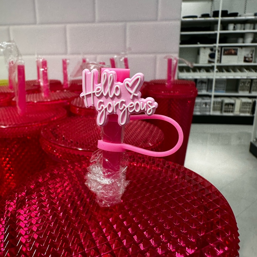 Hello Gorgeous Straw Pink cover/topper